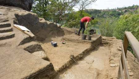 Escavações arqueológicas